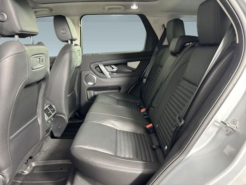 Certified 2025 Land Rover Discovery Sport S image 12