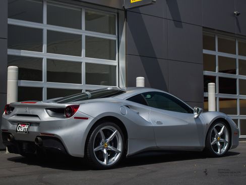 Certified 2016 Ferrari 488 GTB image 11