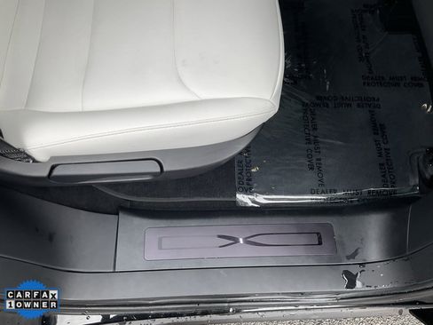 Used 2018 Tesla Model X 75D image 49