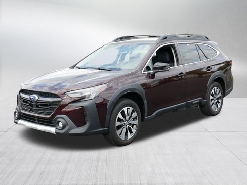 Used 2024 Subaru Outback Limited AWD/4WD image 3