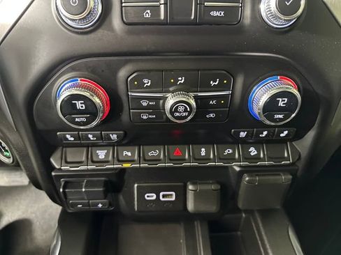 Used 2023 GMC Sierra 2500 SLT w/ SLT Premium Package image 22