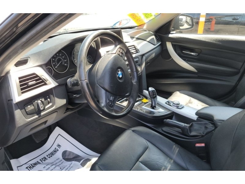 Used 2012 BMW 328i Sedan RWD image 9