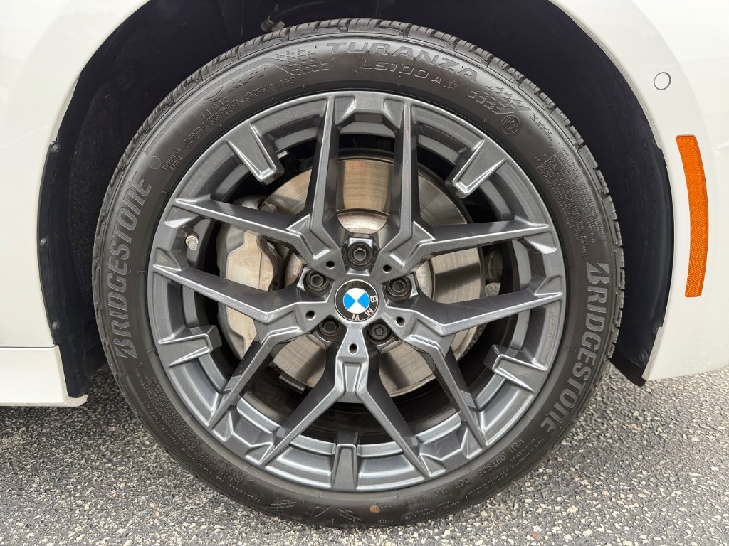 Certified 2026 BMW 330i xDrive Sedan w/ Premium Package AWD/4WD image 18