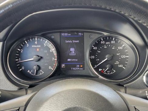 Used 2018 Nissan Rogue SL FWD image 3