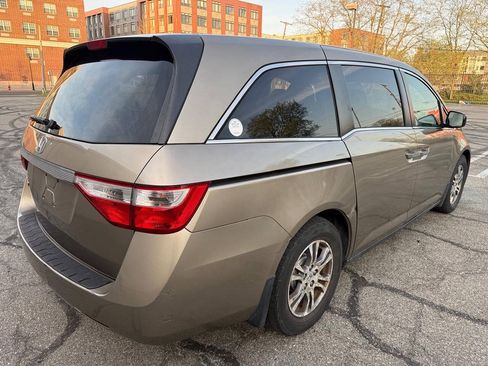 Used 2011 Honda Odyssey EX image 5