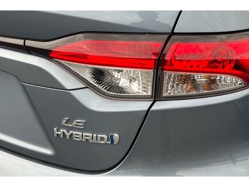 Used 2023 Toyota Corolla LE image 7