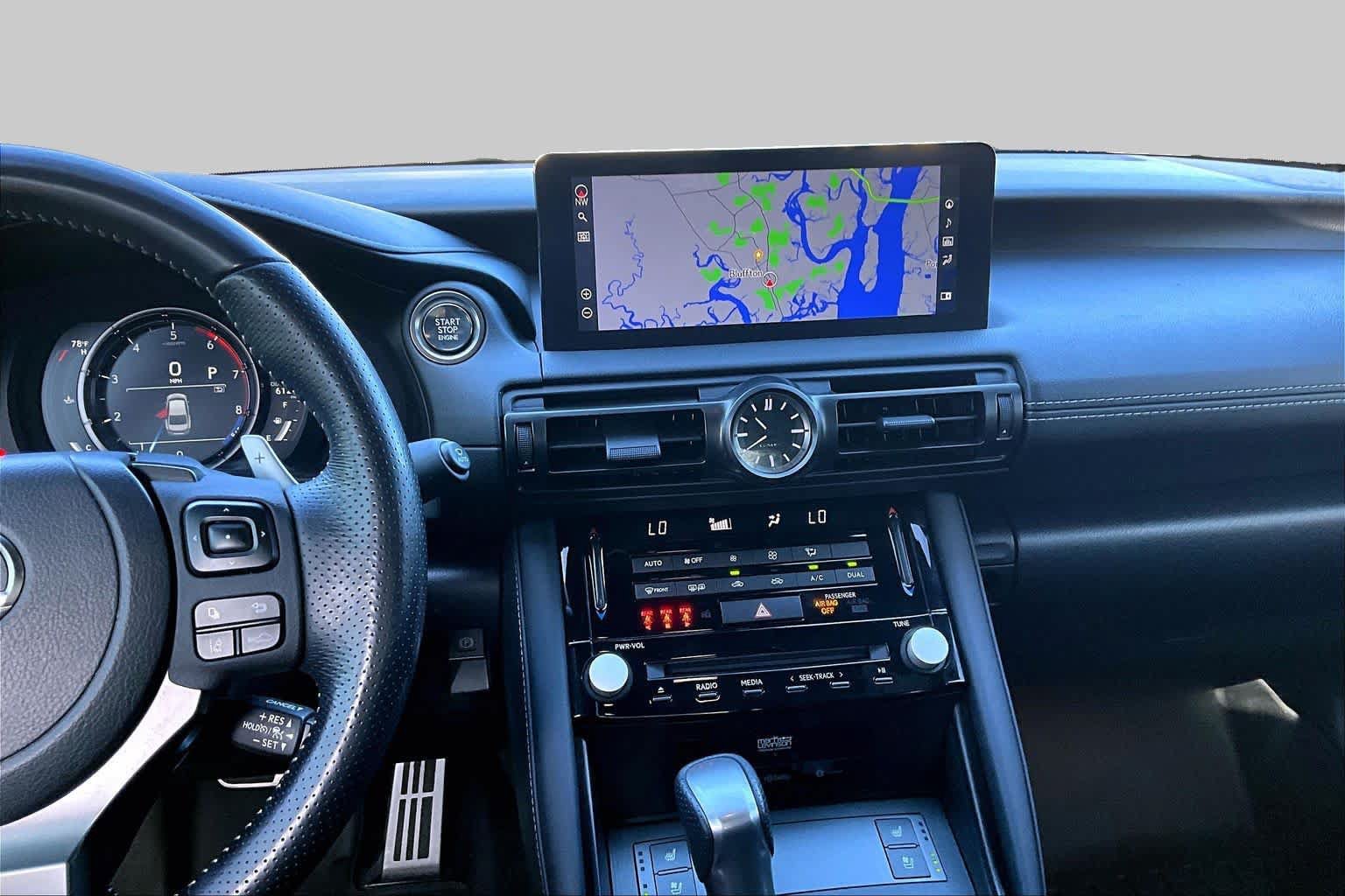 Used 2023 Lexus IS 500 RWD image 7