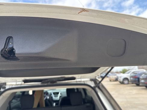 Used 2014 Chevrolet Equinox LT w/ Driver Convenience Package image 26