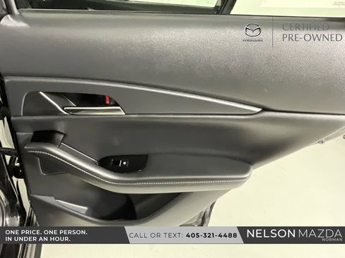 Certified 2025 MAZDA CX-30 AWD 2.5 S w/ Preferred Package image 22