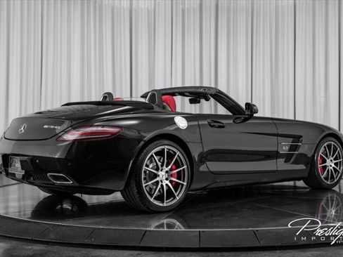 Used 2012 Mercedes-Benz SLS AMG Roadster image 21