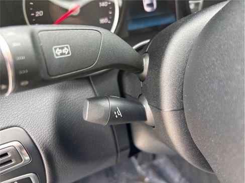 Used 2019 Mercedes-Benz C 300 Sedan image 19