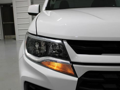 Used 2022 Chevrolet Colorado LT w/ Fleet Safety Package AWD/4WD image 3