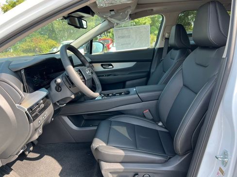 New 2025 Nissan Murano SL image 4