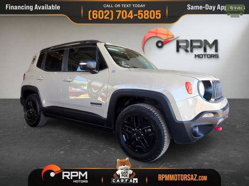 Used 2017 Jeep Renegade Trailhawk AWD/4WD image 25