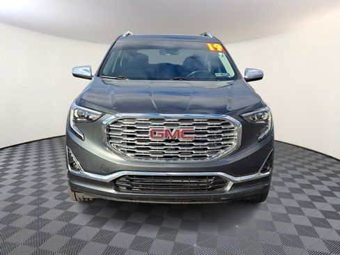 Used 2019 GMC Terrain Denali w/ Comfort Package image 2