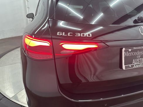 New 2026 Mercedes-Benz GLC 300 image 28