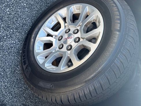 Used 2015 GMC Yukon SLE w/ Convenience Package AWD/4WD image 3