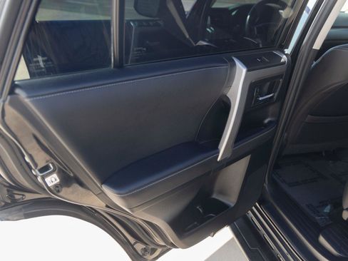 Used 2023 Toyota 4Runner SR5 Premium w/ Moonroof Package AWD/4WD image 26