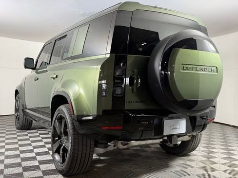 New 2026 Land Rover Defender 110 X-Dynamic SE AWD/4WD image 4