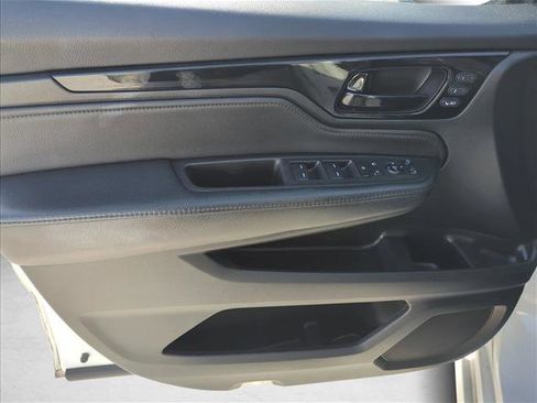 Used 2022 Honda Odyssey Elite image 11