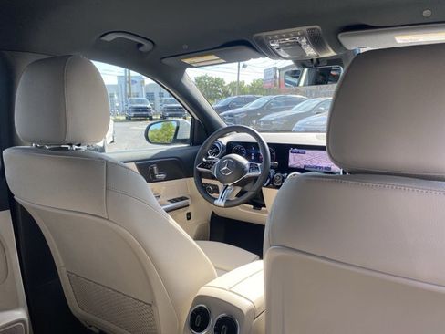 Certified 2025 Mercedes-Benz GLA 250 image 23