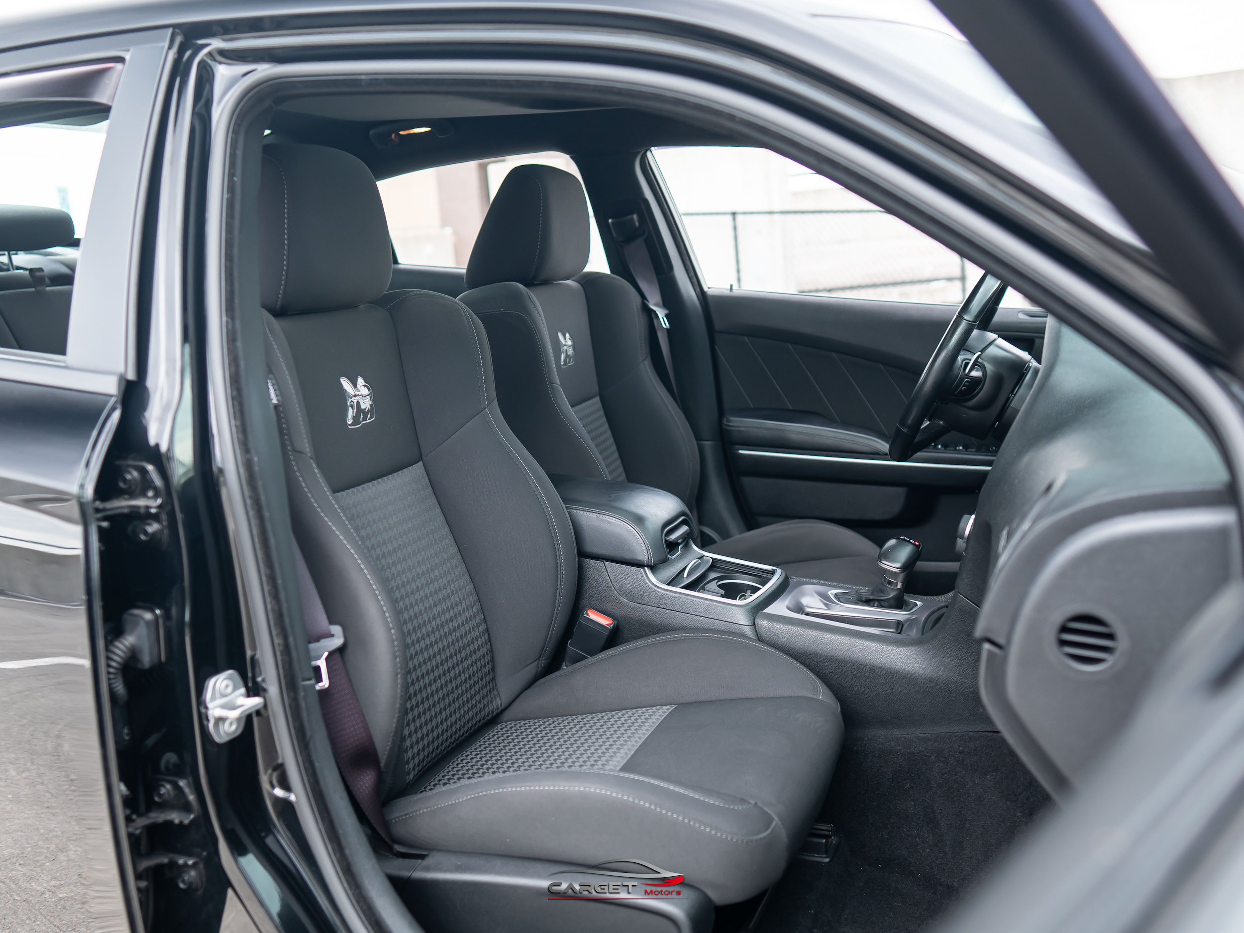 Used 2019 Dodge Charger Scat Pack w/ Dynamics Package RWD image 17