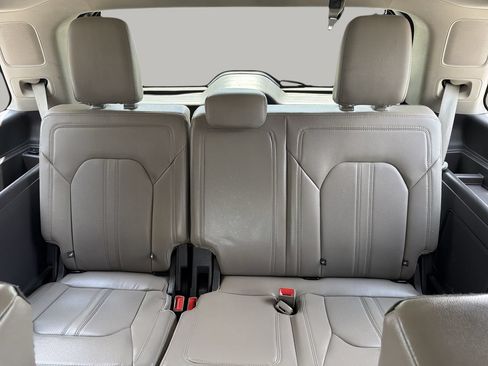 Used 2020 Ford Expedition Limited AWD/4WD image 18