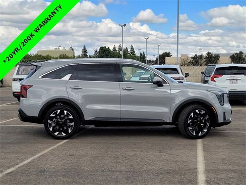 New 2026 Kia Sorento EX w/ EX Premium Package image 3