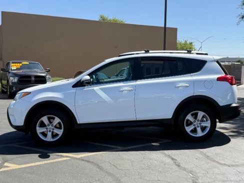 Used 2013 Toyota RAV4 XLE FWD image 6