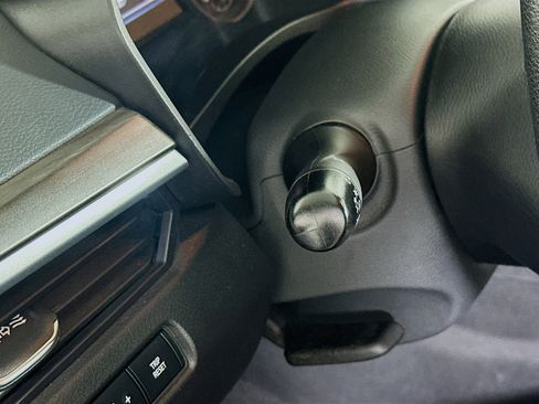 Used 2024 Nissan Altima 2.5 SV image 16