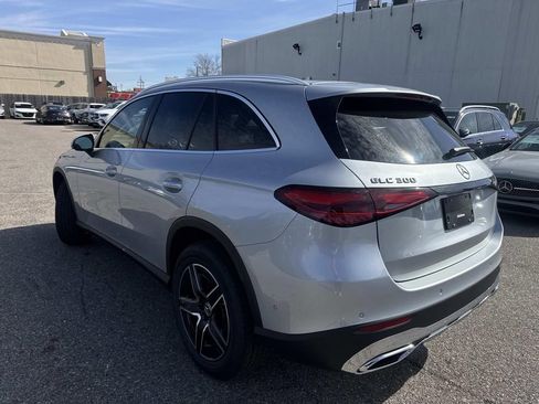 New 2026 Mercedes-Benz GLC 300 4MATIC image 3