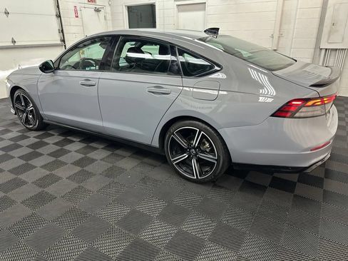 Used 2024 Honda Accord Sport image 7