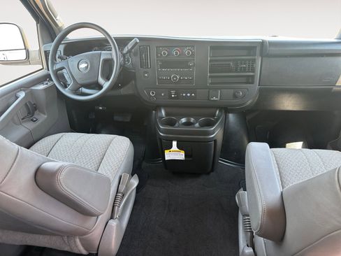 Used 2024 Chevrolet Express 3500 LS image 10