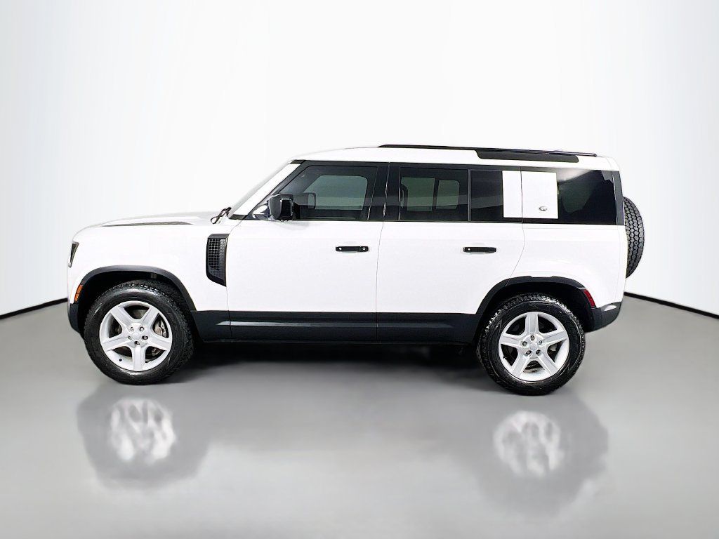 Used 2023 Land Rover Defender 110 SE AWD/4WD image 8