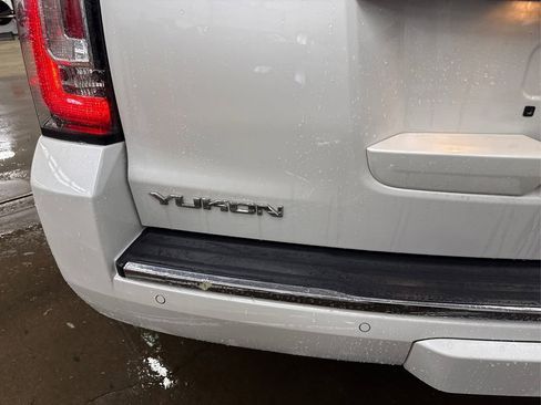 Used 2016 GMC Yukon Denali w/ Open Road Package image 14