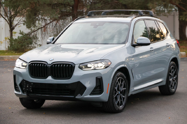 Used 2023 BMW X3 xDrive30i w/ M Sport Package AWD/4WD image 18