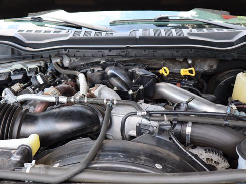 Used 2019 Ford F250 Lariat w/ Lariat Value Package AWD/4WD image 63