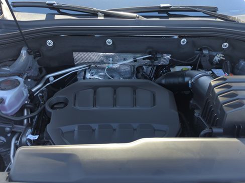 New 2026 Volkswagen Atlas Cross Sport SEL Premium R-Line image 20