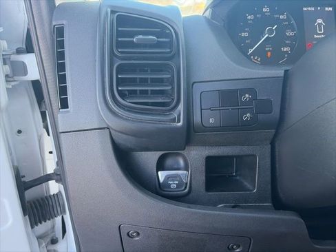 Used 2023 RAM ProMaster 2500 image 13