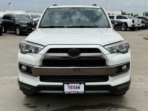 Used 2019 Toyota 4Runner Limited RWD image 11