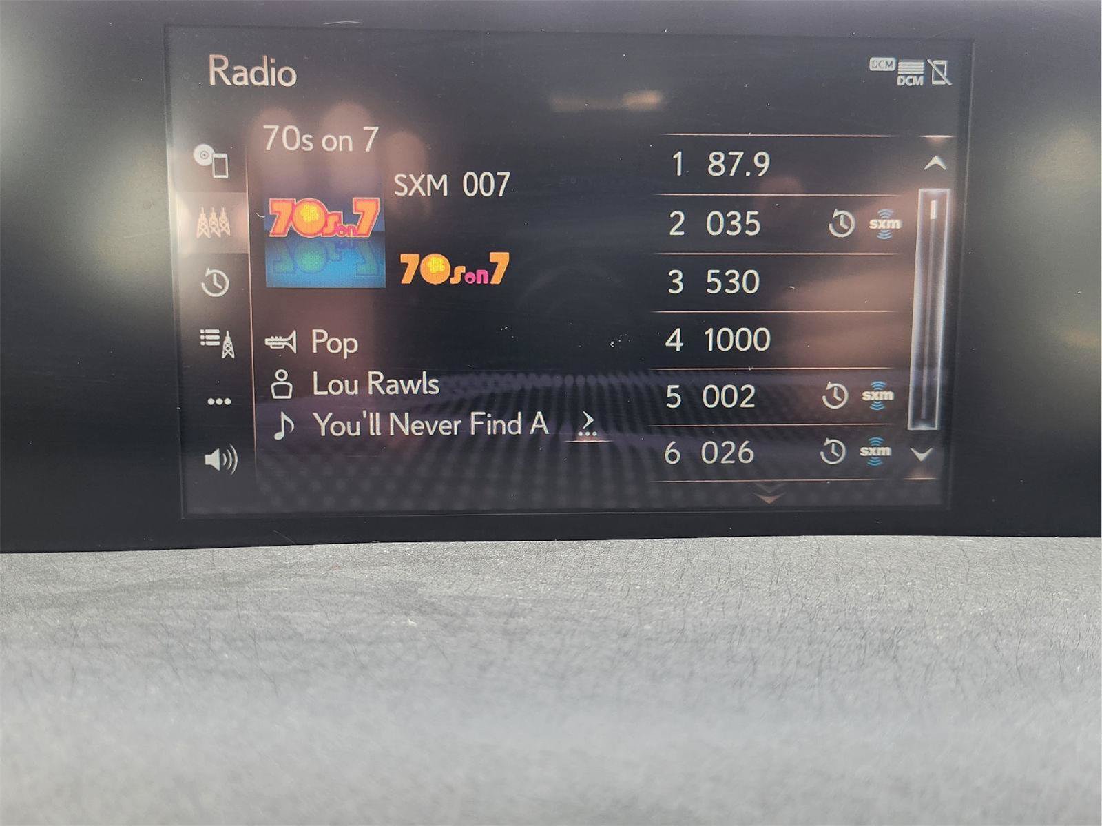 Used 2020 Lexus UX 250h w/ Premium Package AWD/4WD image 17