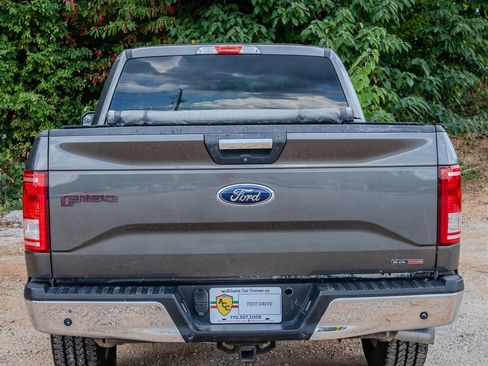 Used 2016 Ford F150 XLT w/ Equipment Group 302A Luxury AWD/4WD image 4