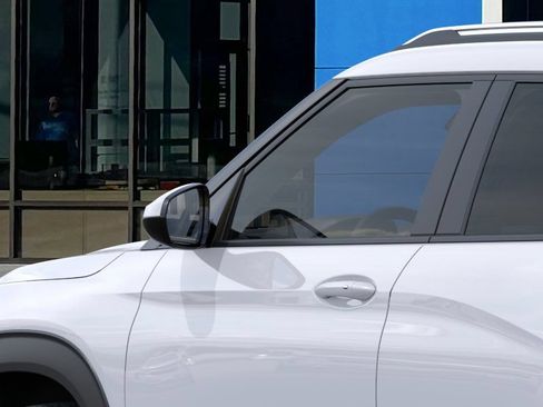 New 2026 Chevrolet TrailBlazer LT FWD image 12