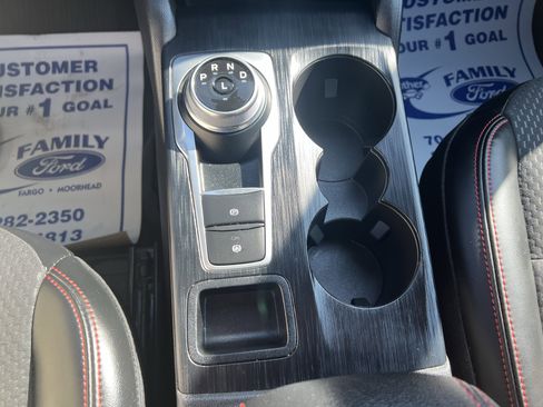 Certified 2023 Ford Escape ST-Line Select w/ Tech Pack #2 image 17