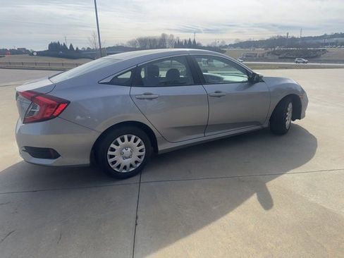 Used 2019 Honda Civic LX image 6