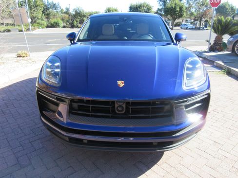 Used 2024 Porsche Macan image 72