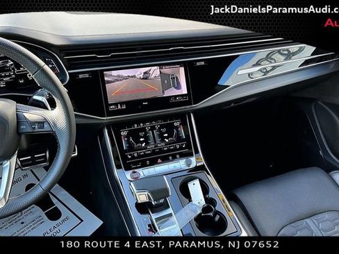 Used 2022 Audi RS Q8 AWD/4WD image 6