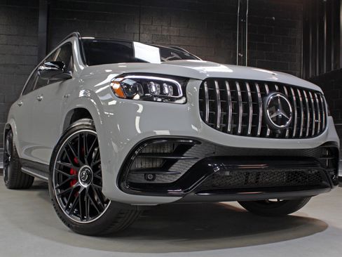 Used 2025 Mercedes-Benz GLS 63 AMG 4MATIC image 8