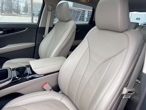 Used 2022 Lincoln Nautilus Reserve image 24