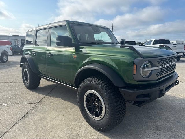 Certified 2023 Ford Bronco Badlands AWD/4WD image 8